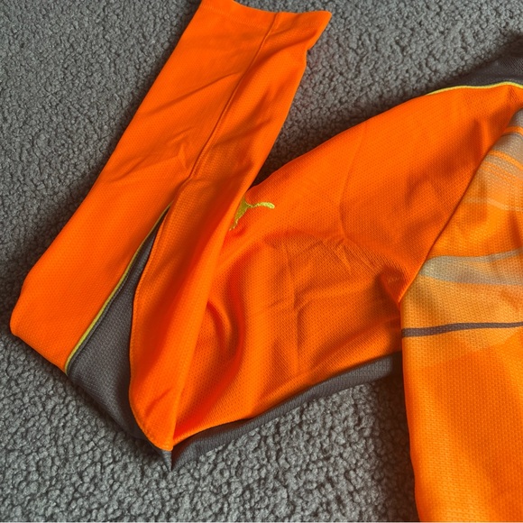 Puma Youth Soccer Keeper Jersey NWOT Size M. - Picture 6 of 12